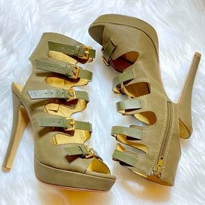 Women shoes
